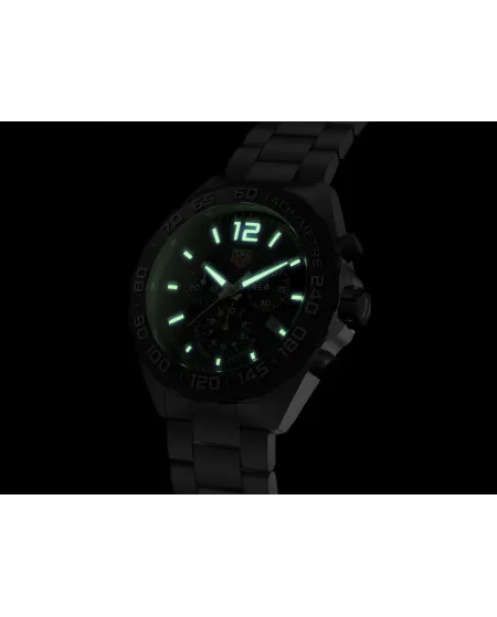 Cronografo Tag Heuer Formula 1 con Quadrante Nero e Bracciale in Acciaio