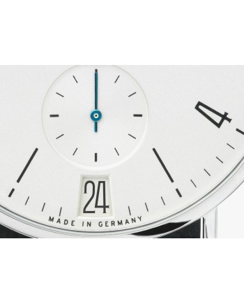 Orologio Nomos Glashütte Tangente 38 Datario con Quadrante Argento e Cinturino in Pelle Nero