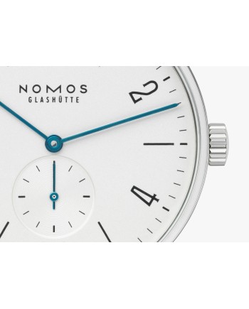 Orologio Nomos Glashütte Tangente 38 Datario con Quadrante Argento e Cinturino in Pelle Nero