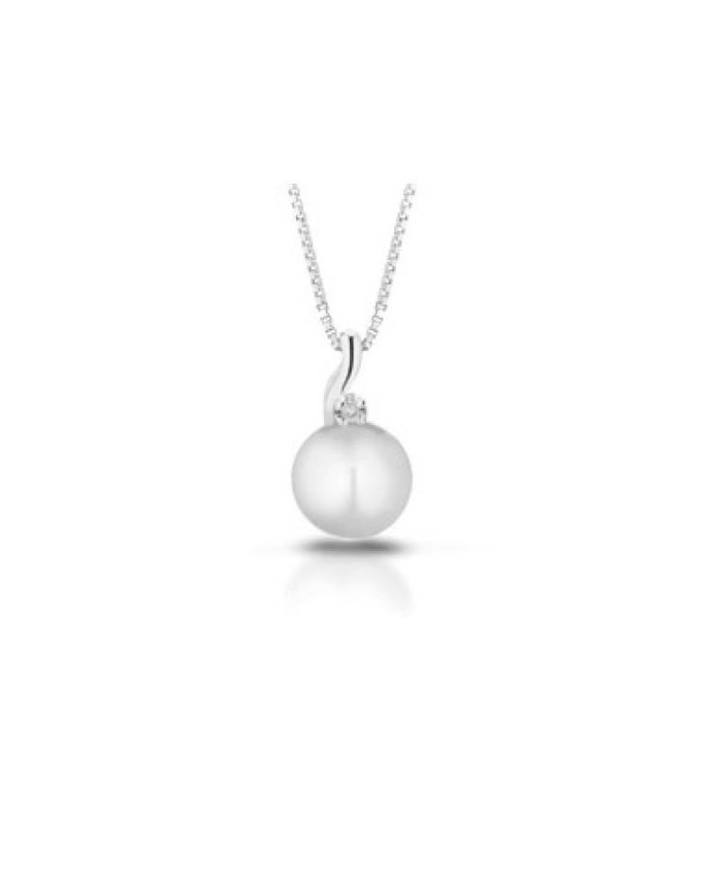 Le Lune Pearl Pendant with White Gold and Diamond Chain