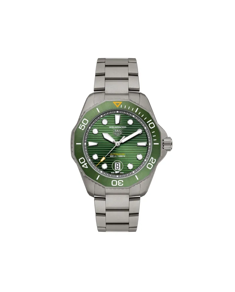 Orologio Tag Heuer Aquaracer Professional 300 Verde in Titanio