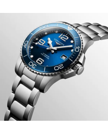 Orologio Longines HydroConquest con Quadrante Blu e Bracciale in Acciaio 39 mm