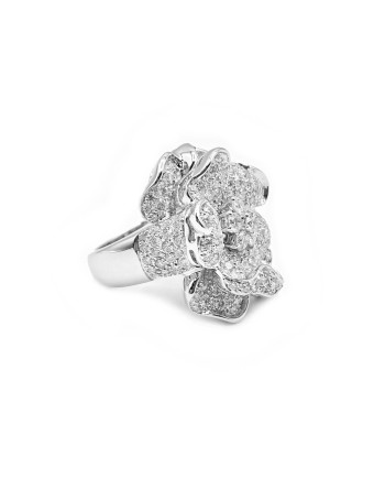 Leo Pizzo Ring in White Gold with Flower and White Diamonds
