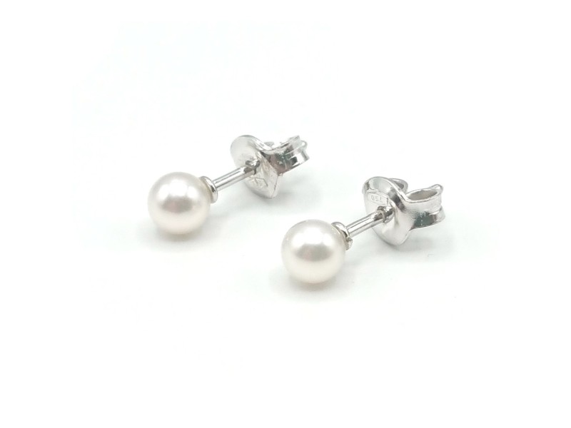 Boucles d'Oreilles Mikimoto avec Perles 4.5 x 5.0 mm et Or Blanc