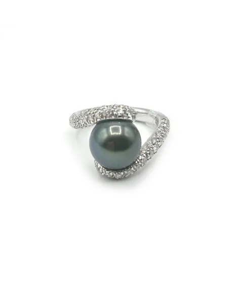 Anello Mikimoto in Oro Bianco con Perla Nera e Diamanti