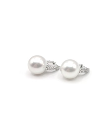 Orecchini Mikimoto in Oro Bianco con Perle e Diamanti