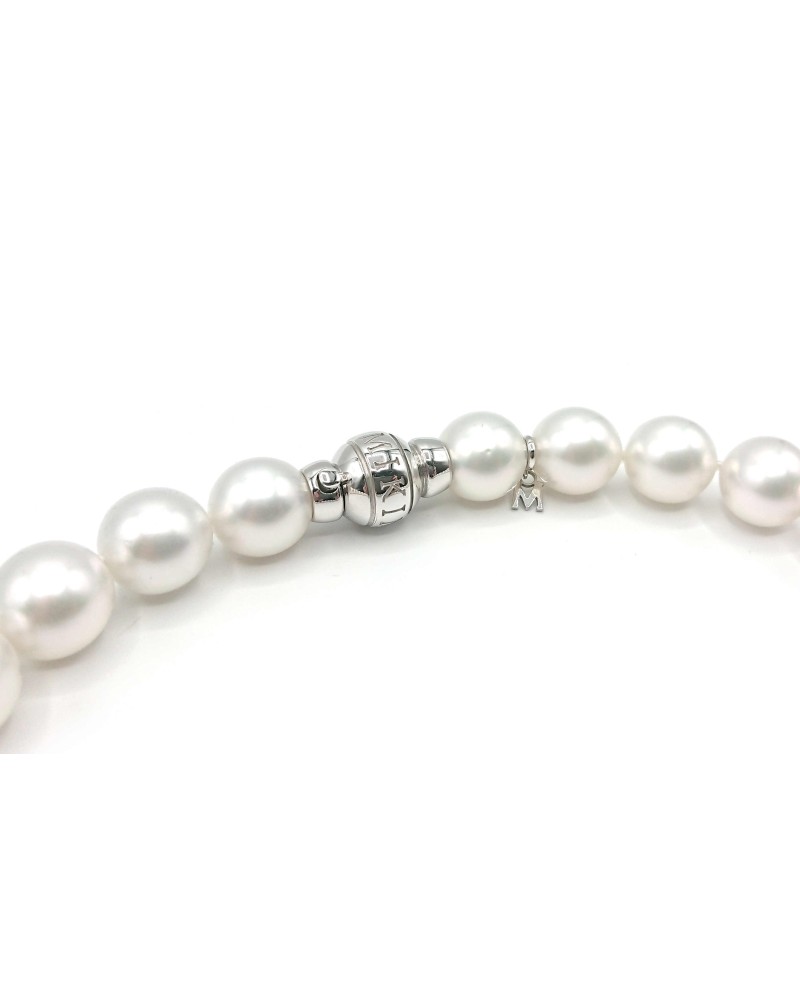 Mikimoto Necklace with Pearls and White Gold - Main Image