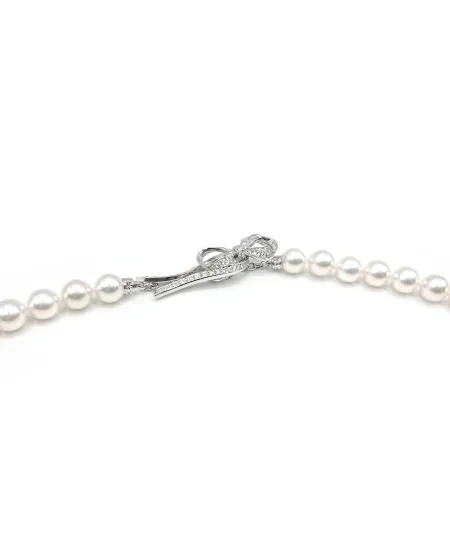 Mikimoto Necklace with Pearls, Diamonds and White Gold
