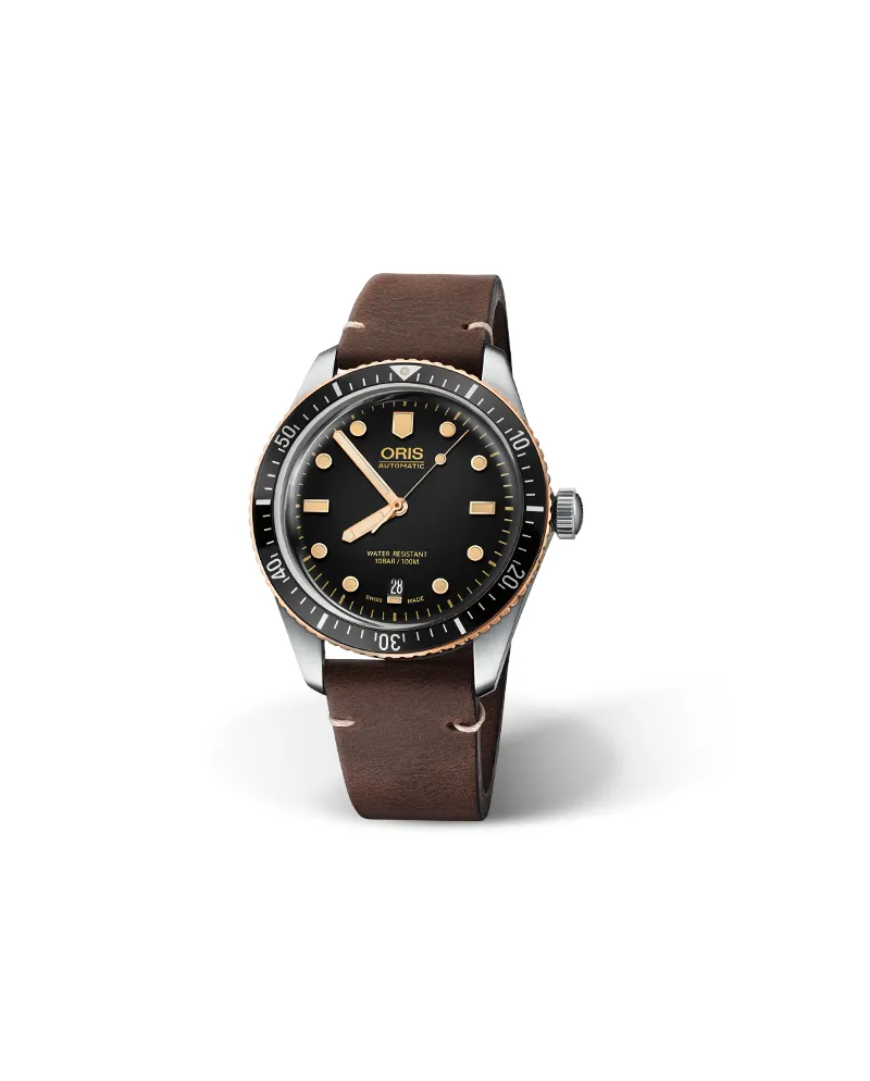Montre Oris Divers Sixty-Five avec cadran noir et bracelet en cuir