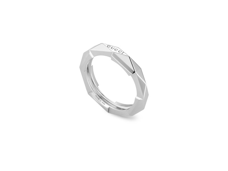 Gucci Link to Love Ring in White Gold with 4 mm Studs