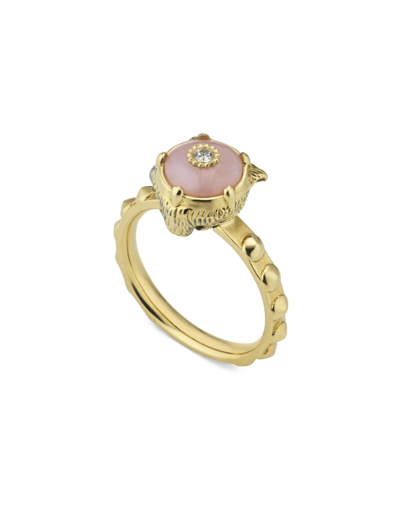 Gucci Le Marché des Merveilles Ring in Yellow Gold, with Pink Opal and Diamonds with a Feline Head