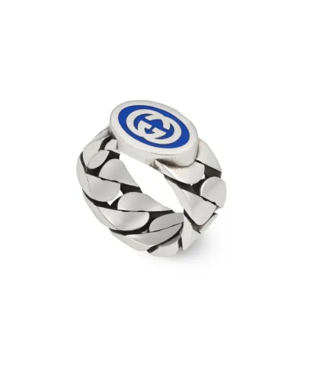Bague Gucci entrelacée G en argent avec émail bleu