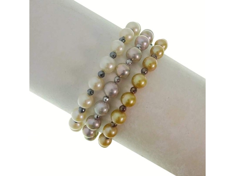 Rajola Kesia bracelet with Multicolor Pearls and Hematite