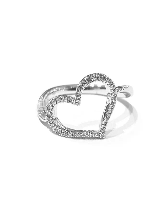 Crivelli Ring in White Gold with Heart of Diamonds
