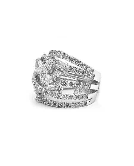 Crivelli Ring in White Gold and Diamonds