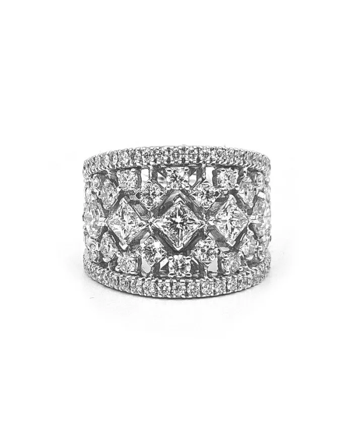 Anello Fascia Crivelli in Oro Bianco e Diamanti