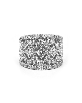 Crivelli Band Ring in White Gold and Diamonds