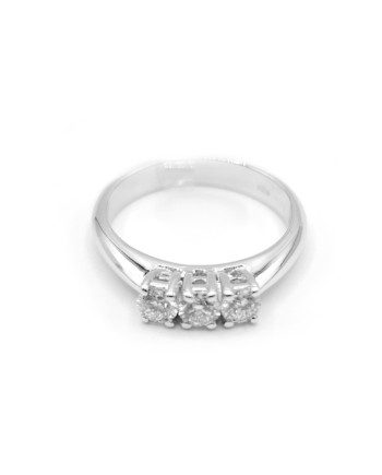 Crivelli Trilogy Ring in White Gold and Diamonds