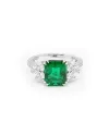 Bague Crivelli en or blanc sertie de diamants et d'une émeraude
