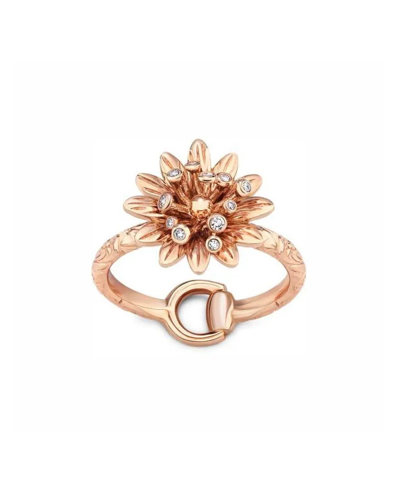 Bague Gucci Flora en or rose avec fleur et diamants