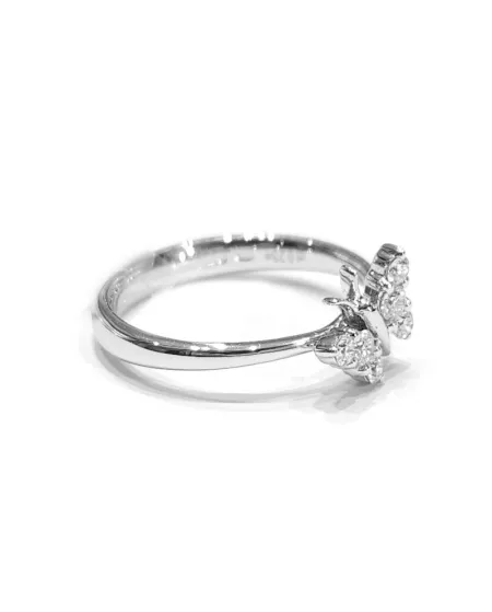 Anello Crivelli in Oro Bianco con Farfalla di Diamanti