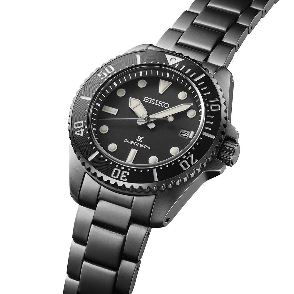 Orologio Seiko Prospex Solar Diver 200M Nero Cinturino in Acciaio