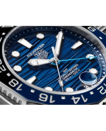 Montre Tag Heuer Aquaracer Professional 300 GMT avec cadran bleu et bracelet en acier