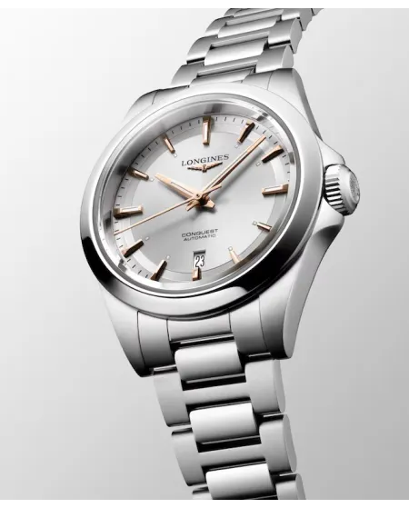 Orologio Longines Conquest con Quadrante Argento e Cinturino in Acciaio 30 mm