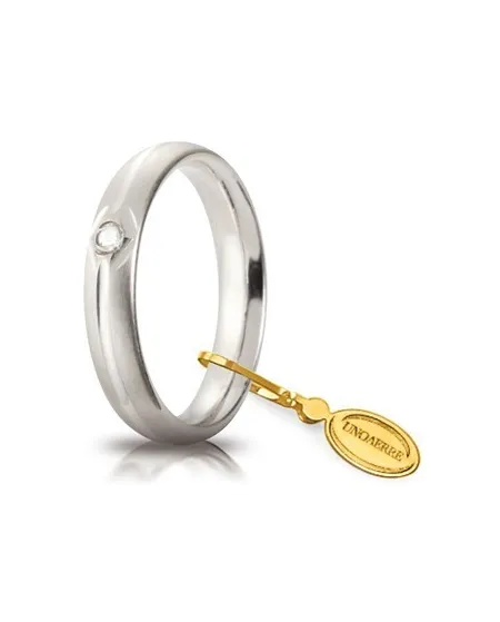 Alliance confortable en satin Unoaerre en or blanc 4 mm avec diamants