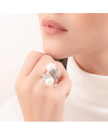 Contrarié Gerardo Sacco Ring in Silver with Pearls and Masks