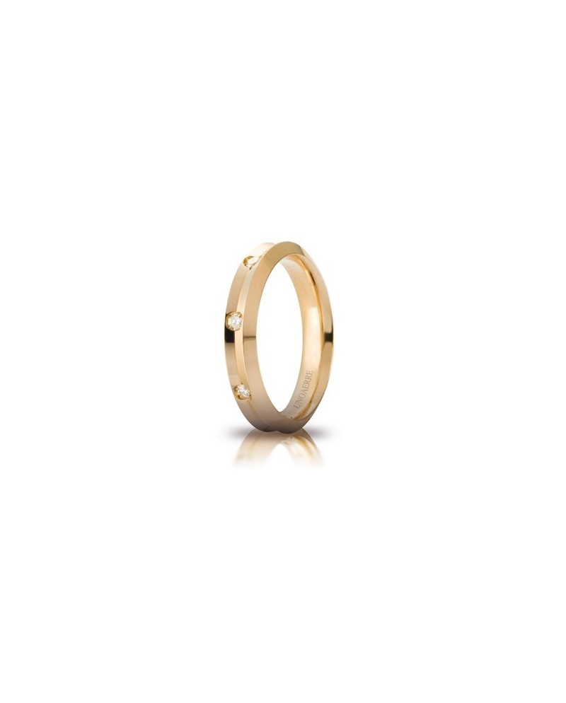 Unoaerre Corona Wedding Ring in Yellow Gold 4 mm with Diamonds