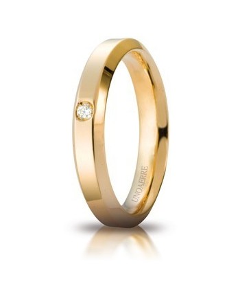 Unoaerre Hydra Wedding Ring in Yellow Gold 4 mm with Diamond
