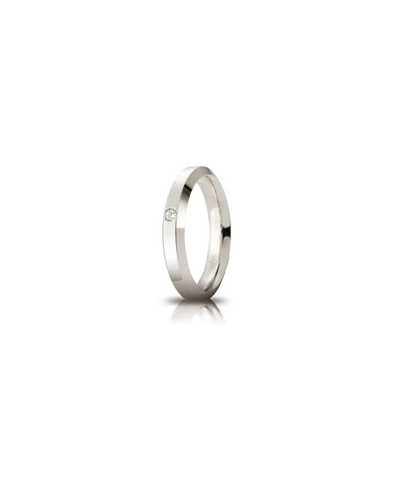Fede Nuziale Unoaerre Hydra in Oro Bianco 4 mm con Diamante Fede Nuziale Unoaerre Hydra in Oro Bianco 4 mm con Diamante