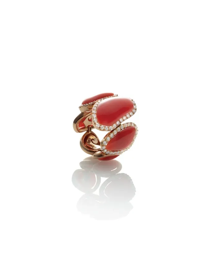 Chantecler Capri ring in rose gold with diamonds and pink coral