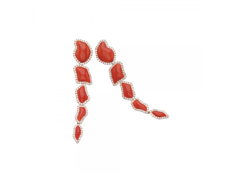 Orecchini pendenti lunghi Chantecler Capri in oro rosa con cinque elementi in corallo rosso e diamanti