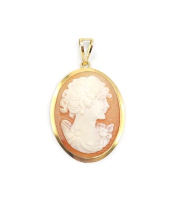 Casella Jewelry Cameo in Sardonyx Shell with Yellow Gold Setting