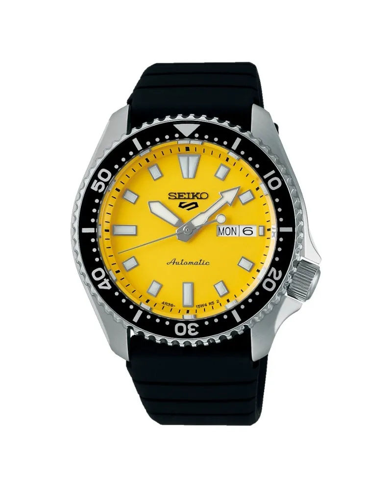 Montre de sport Seiko 5 avec cadran jaune et bracelet en silicone