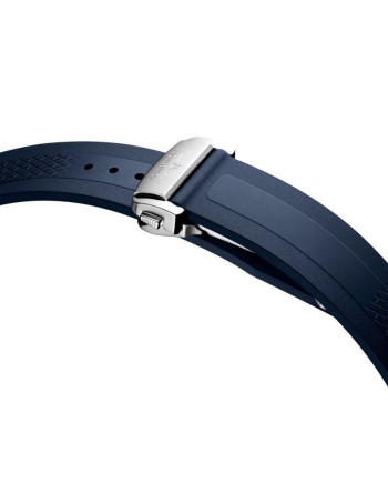 Chronographe Longines Conquest avec cadran argenté et bracelet en caoutchouc