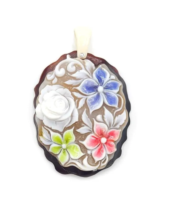 Casella à bijoux camée en coquillage de sardonyx avec fleurs émaillées