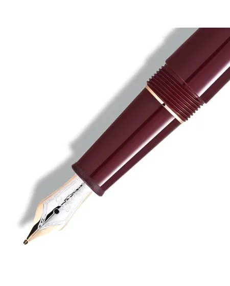 Montblanc Meisterstuck Bordeaux Classique Fountain Pen
