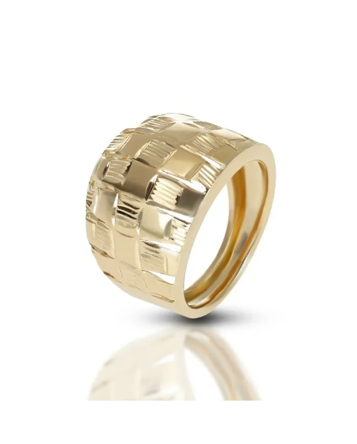 Bague Dana en or jaune avec un anneau bombé à motifs de diamants
