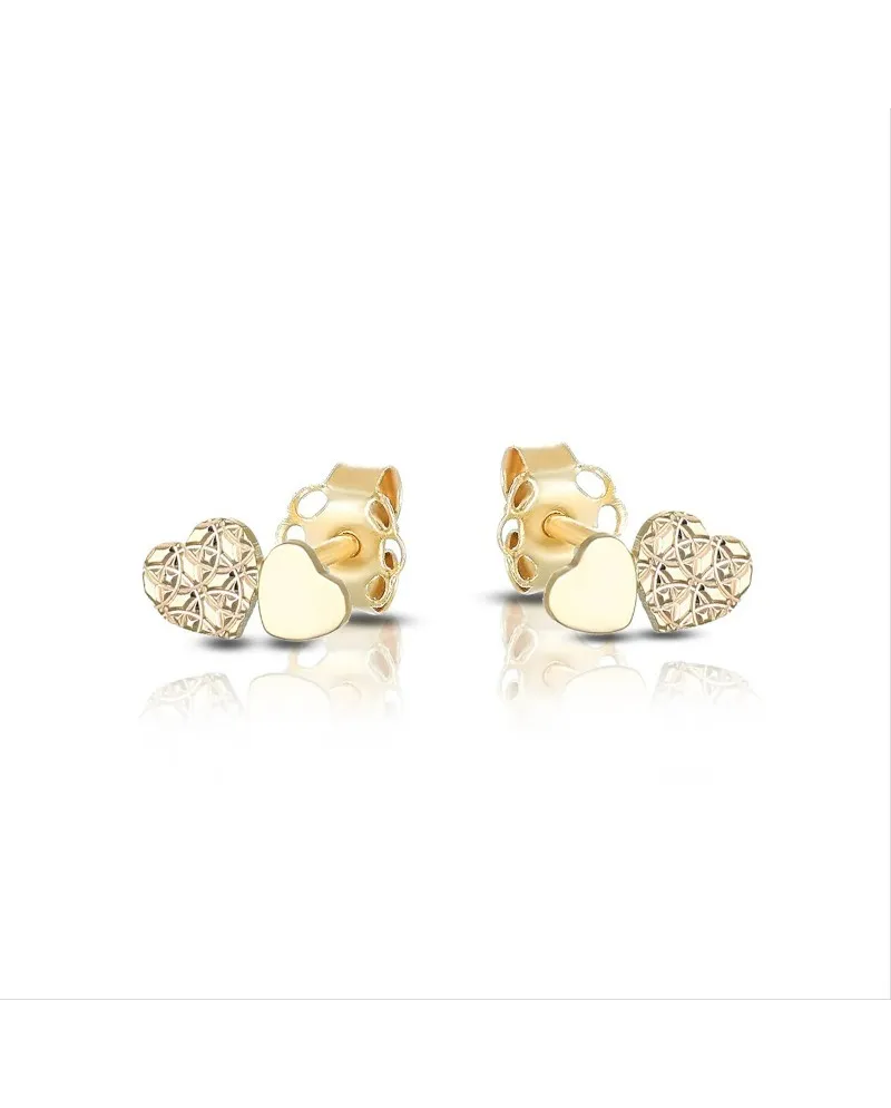 Boucles d'oreilles à tige en or jaune Dana avec cœurs