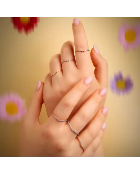 Bague indienne en or blanc Dana