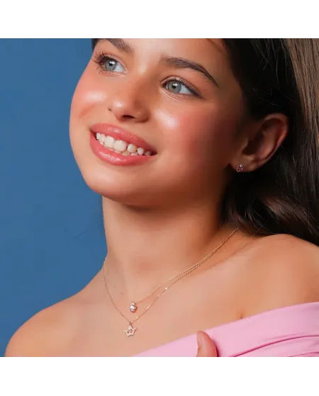 Collier Dana en or jaune avec pendentif couronne