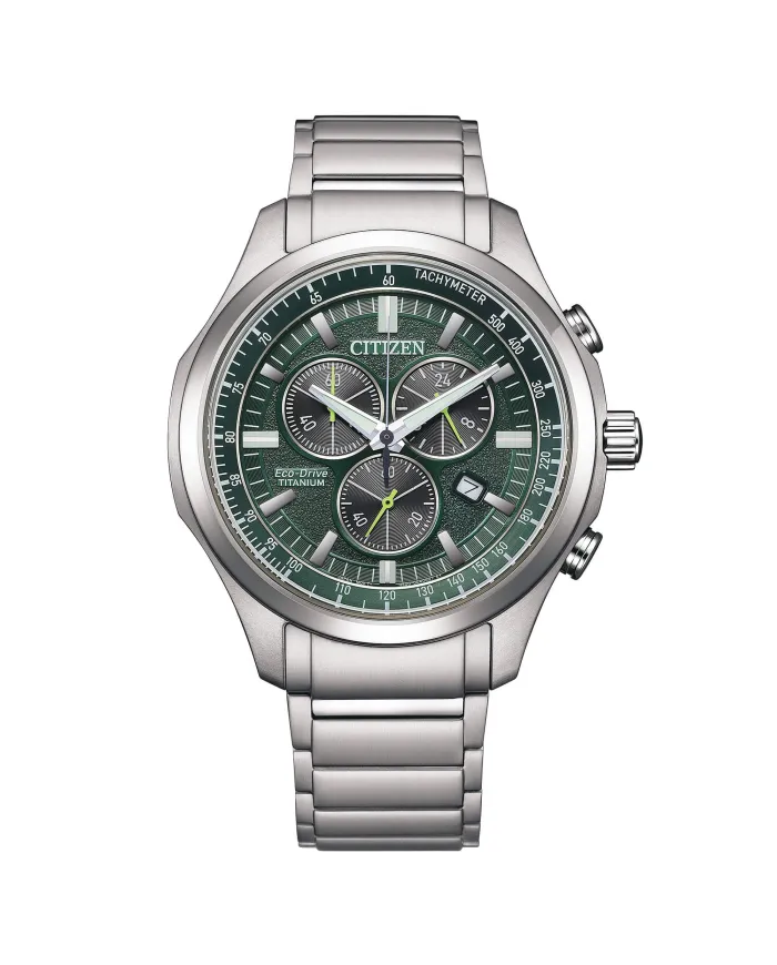 Chronographe Citizen Super Titanium Eco-Drive à cadran vert