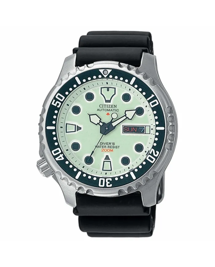 Montre de plongée automatique Citizen Promaster 200 m avec cadran luminescent et bracelet en caoutchouc