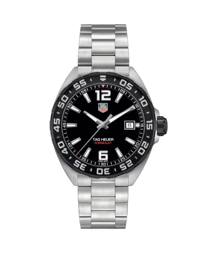 Montre Tag Heuer Formula 1 avec cadran noir et bracelet en acier
