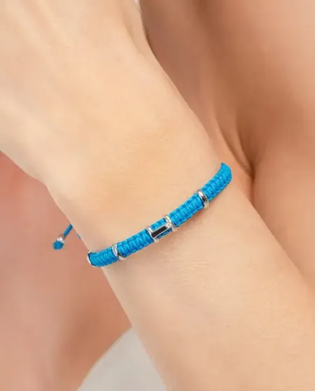 Bracciale Concordia Jewellery Wish con Cordino Rosso e Elementi in Oro Giallo e Rubino
